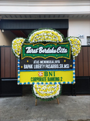 Papan Bunga Duka di Gunturmekar
